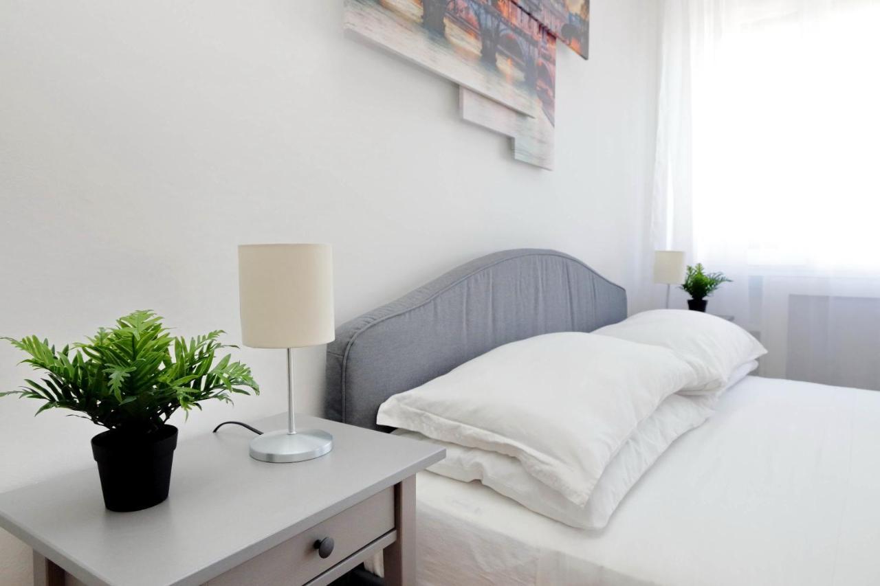 Zucchi Rooms Roma Dış mekan fotoğraf